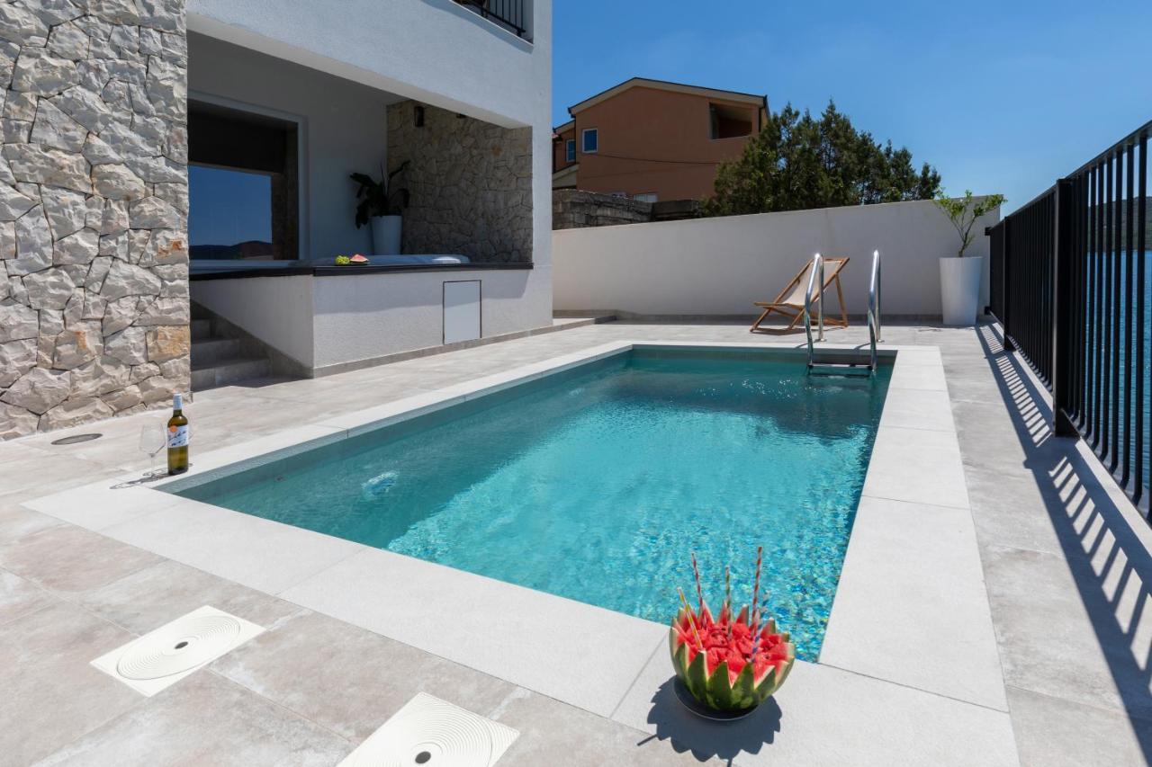 Villa Simpleza كليك المظهر الخارجي الصورة